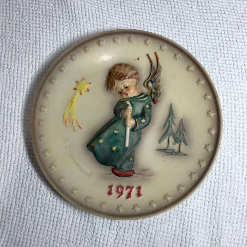 Vintage 1971 M.J. Hummel Goebel First Edition Annual Plate HUM 264 W Germany